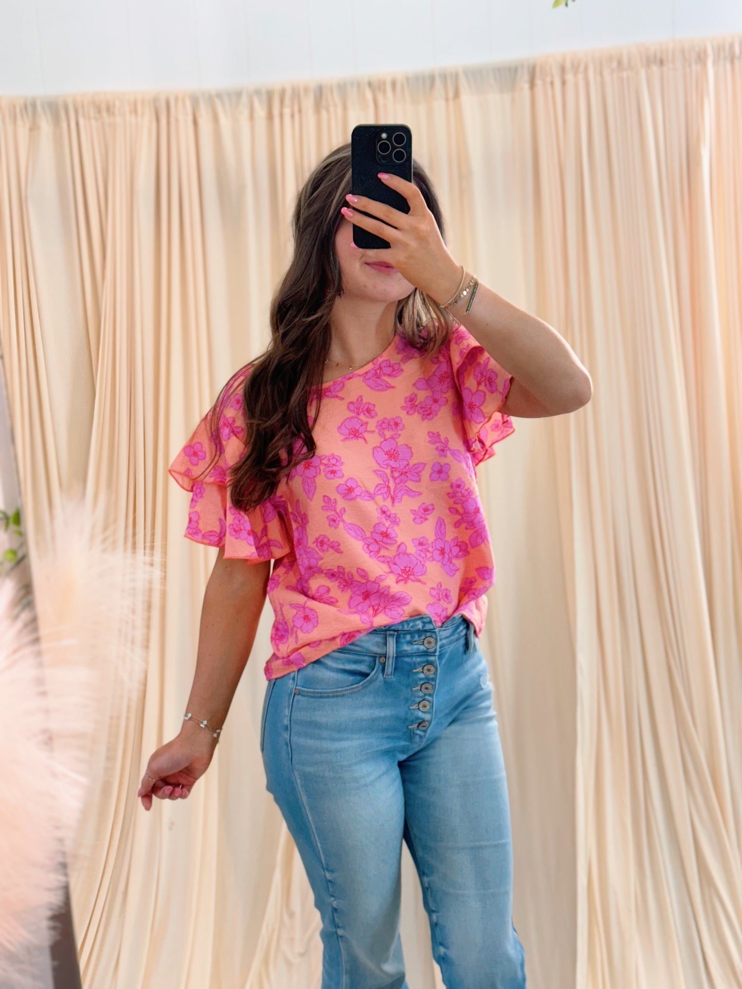 Peachy Passion, Top
