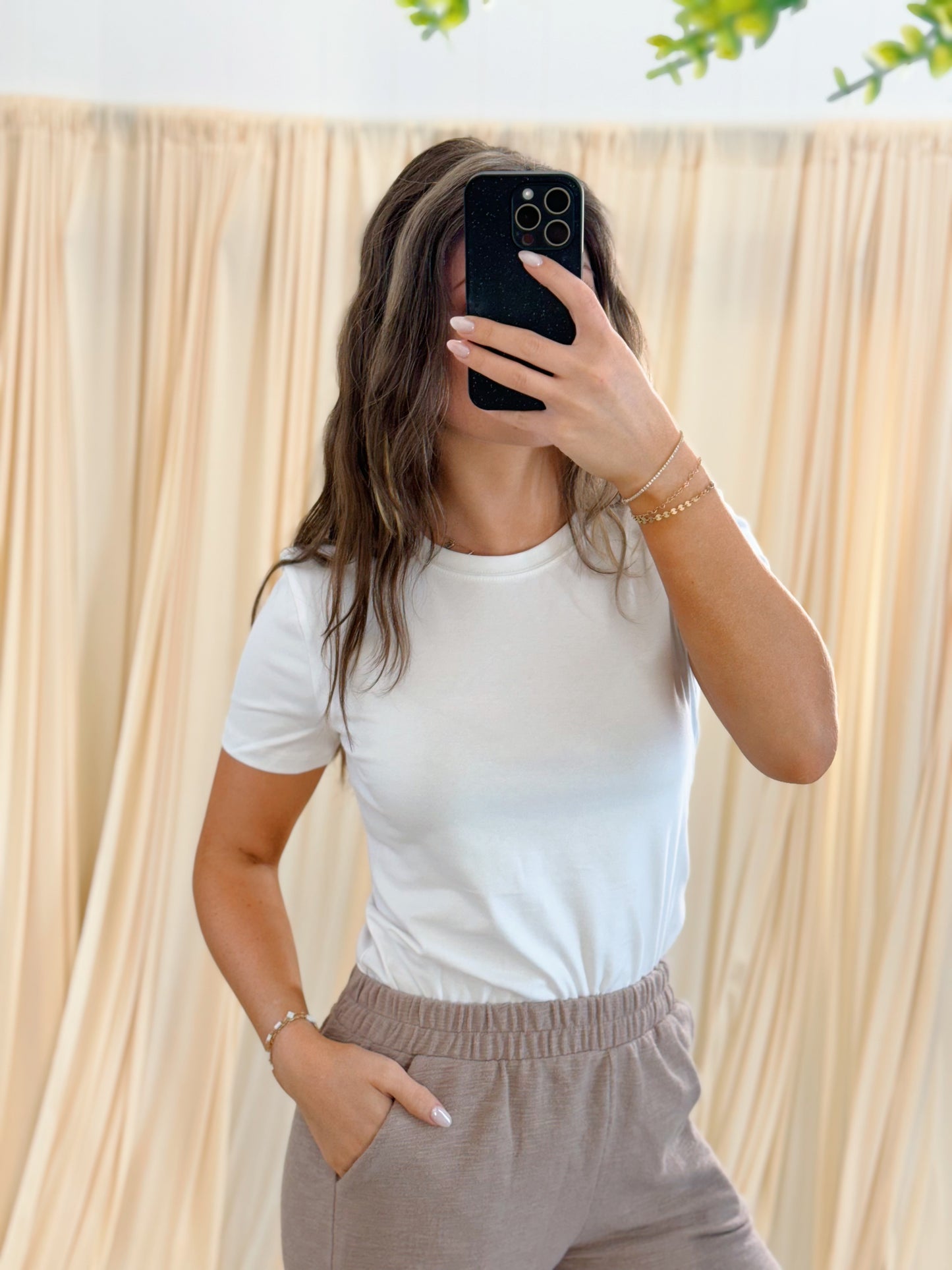 basic white shirt
