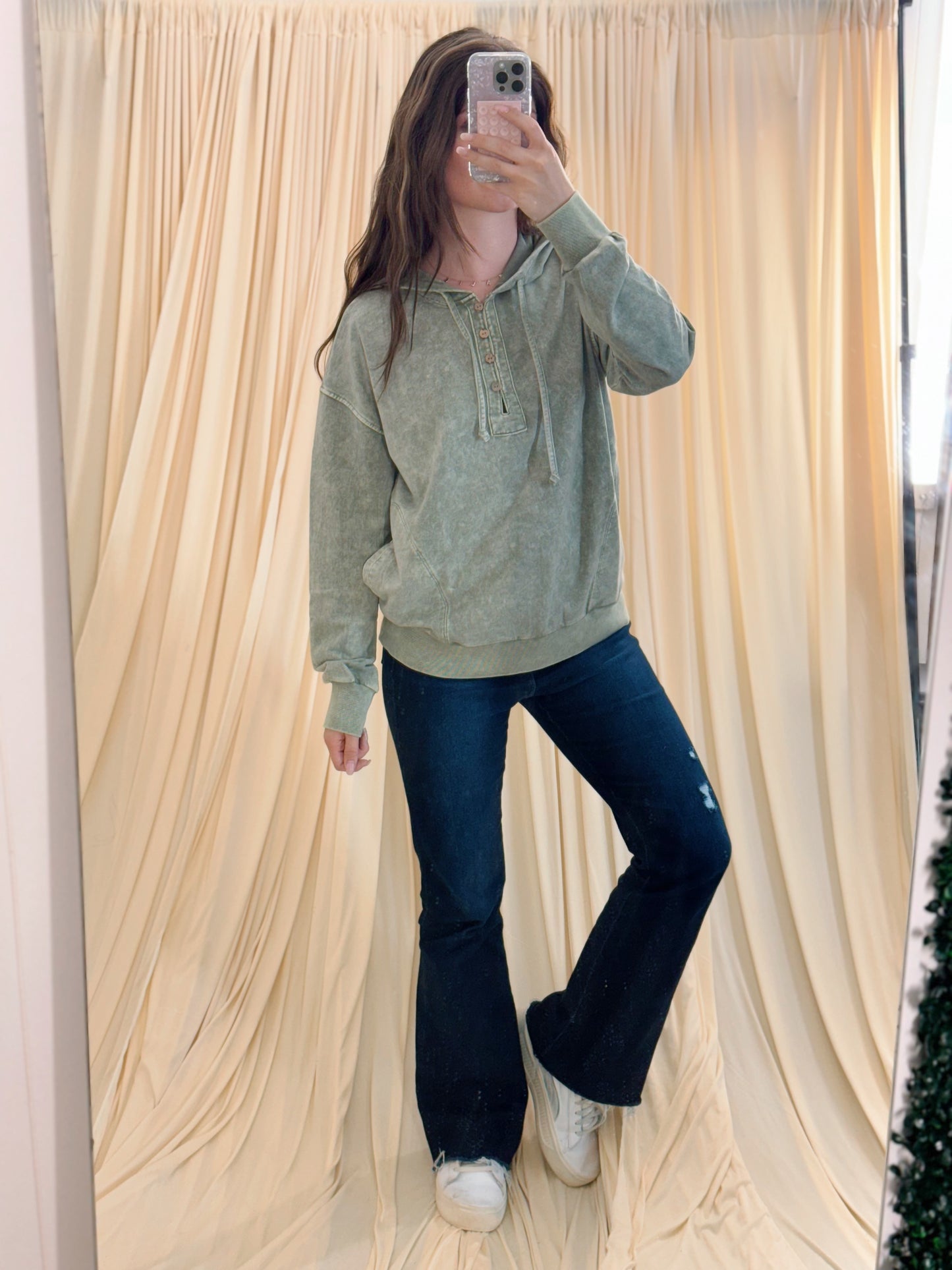 Willow Sage, Hoodie