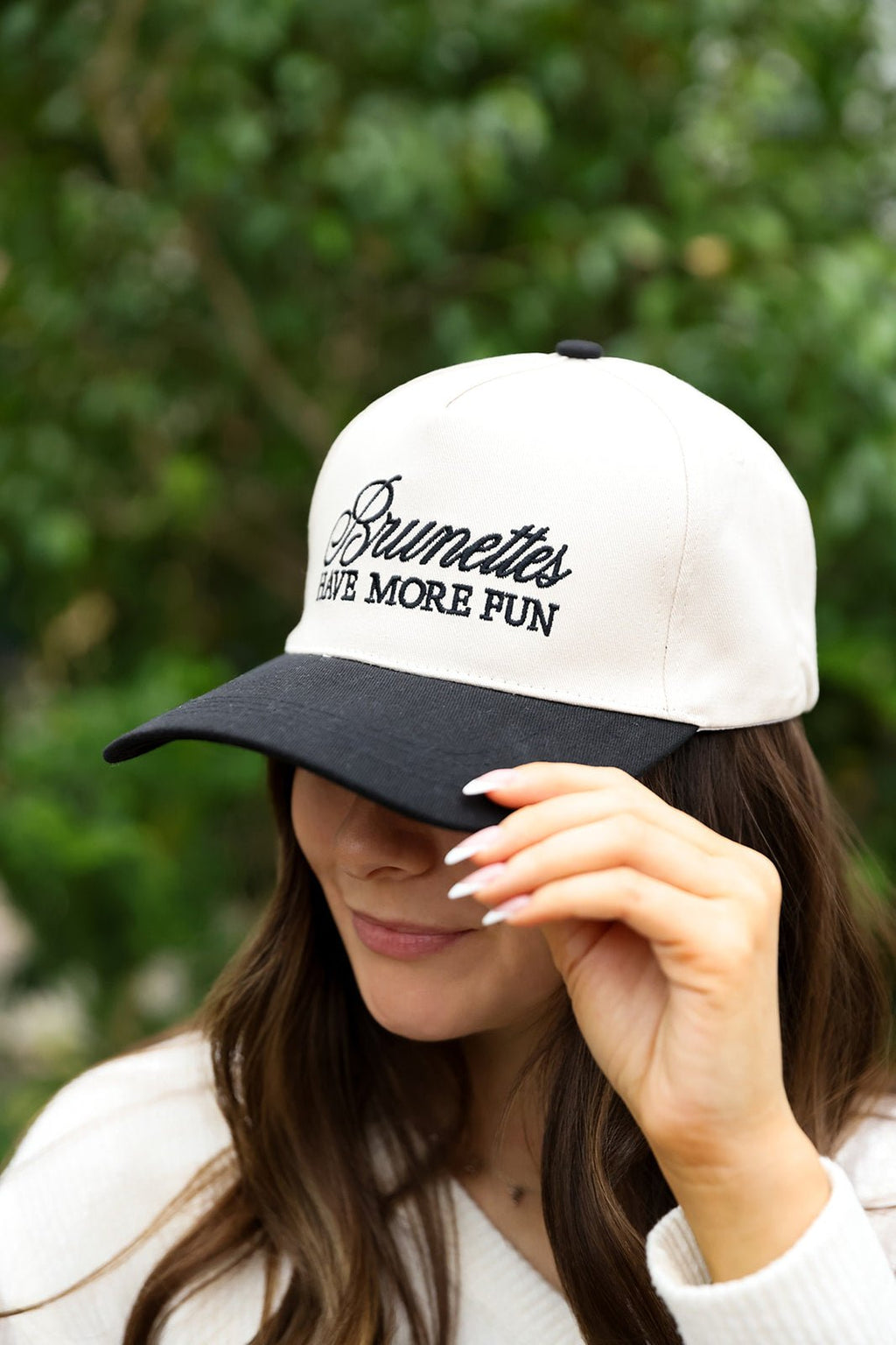 Brunettes Have More Fun, Trucker Hat – Silver Line Boutique display picture 2