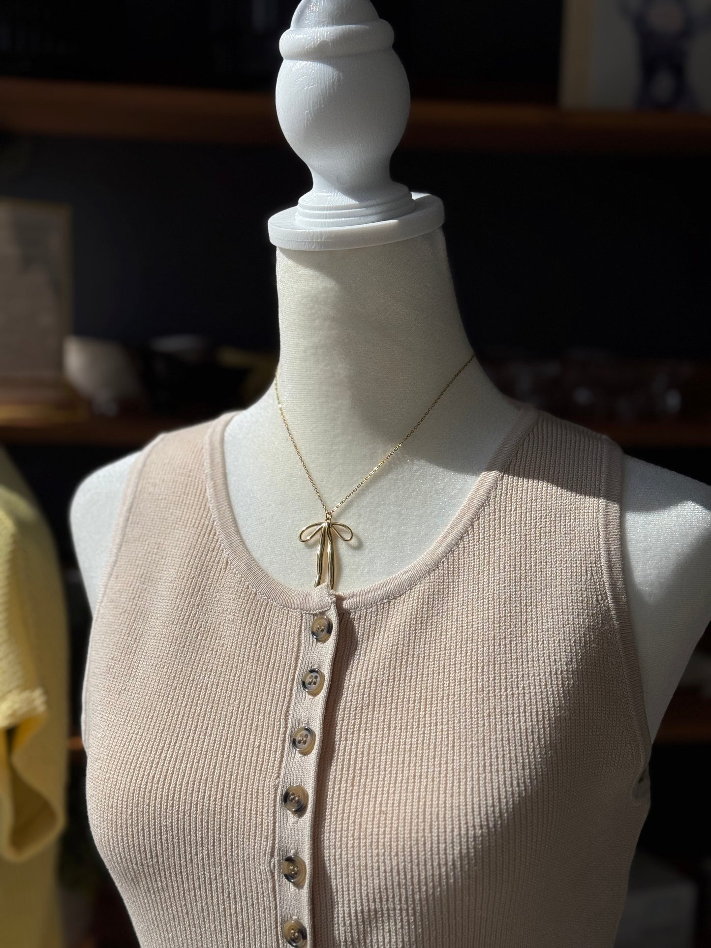 Bow Necklace
