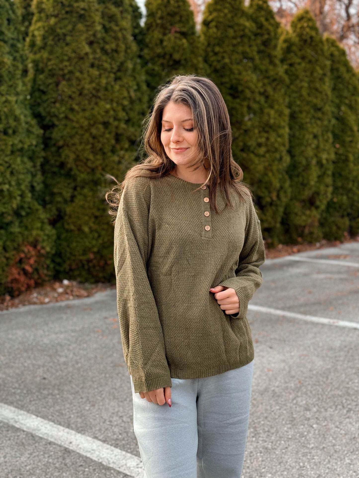 Evergreen Haven, Sweater