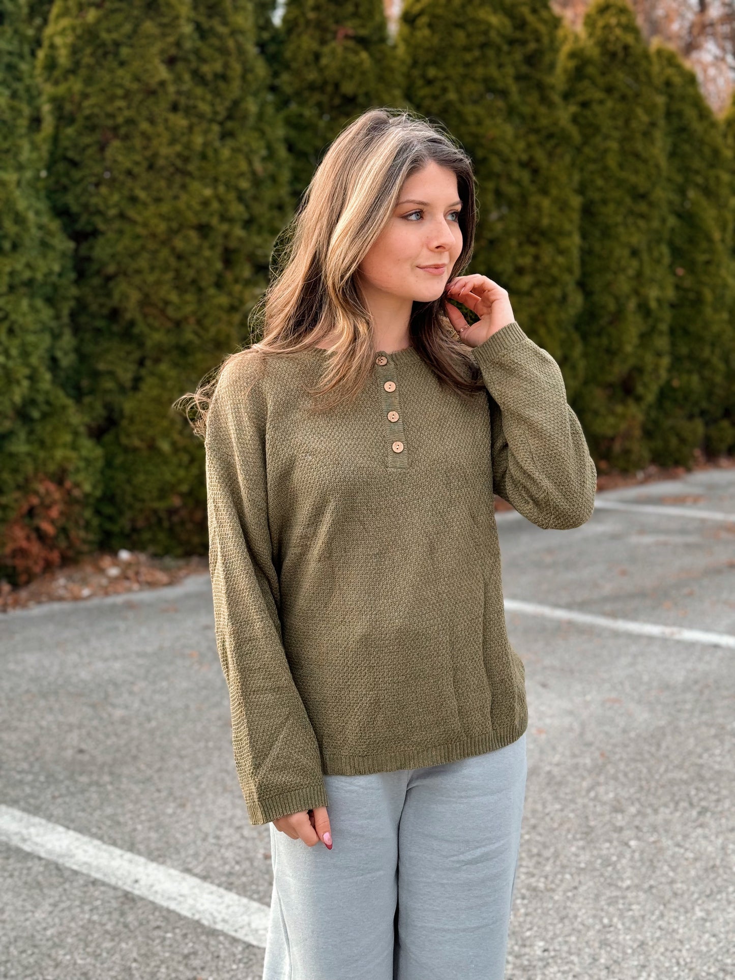 Evergreen Haven, Sweater
