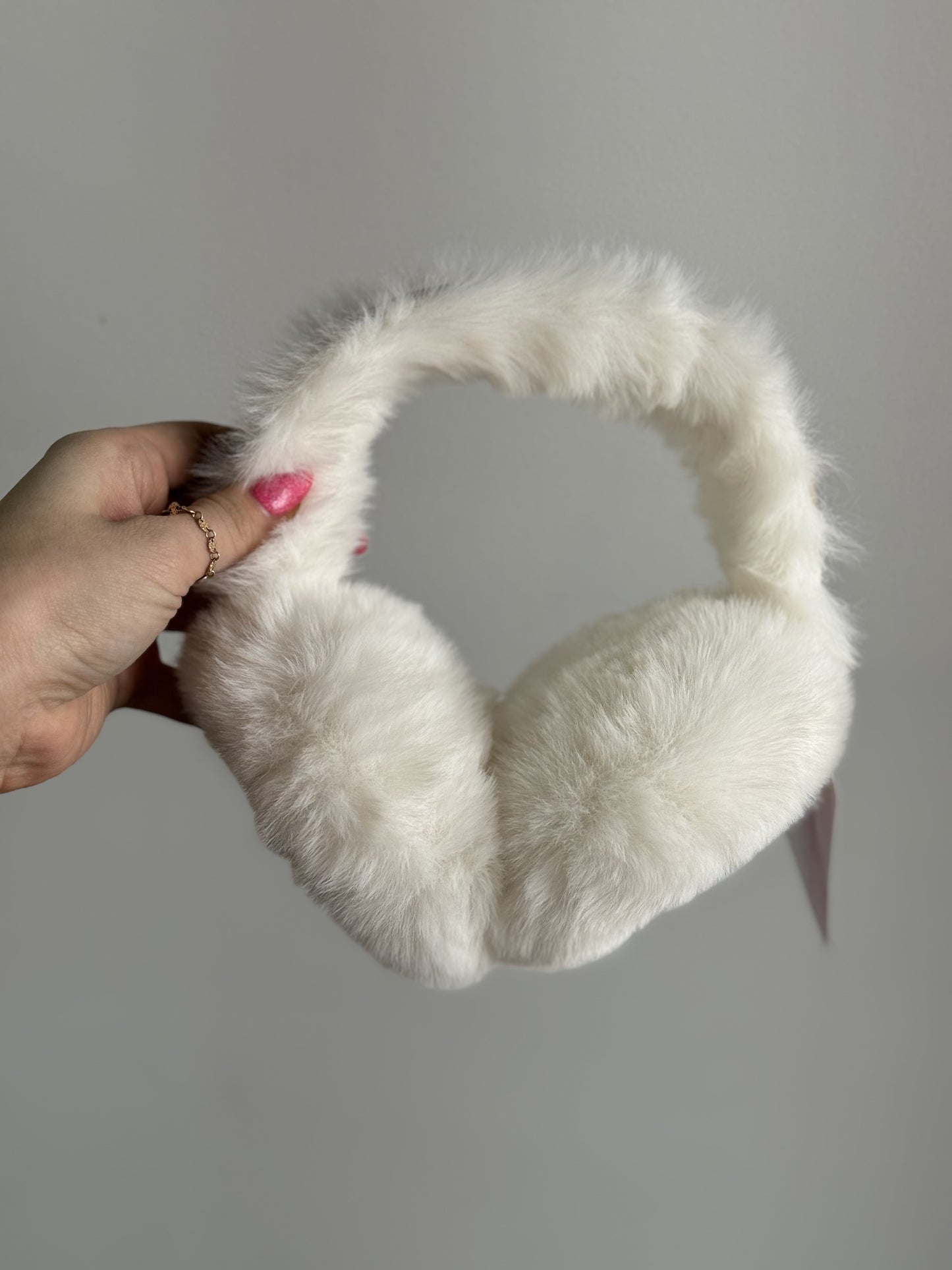 All That & More, Earmuffs