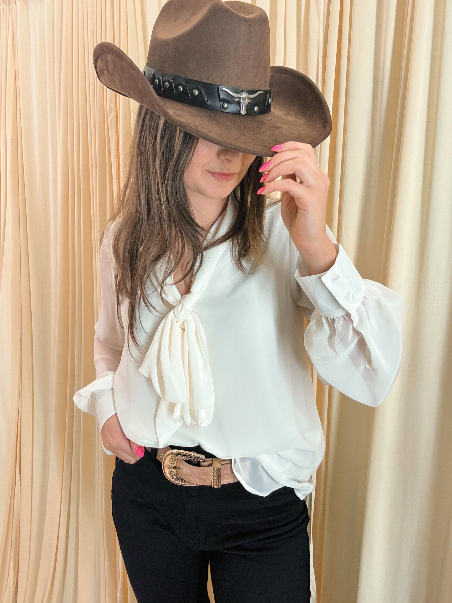 Pearl Temptation, Blouse