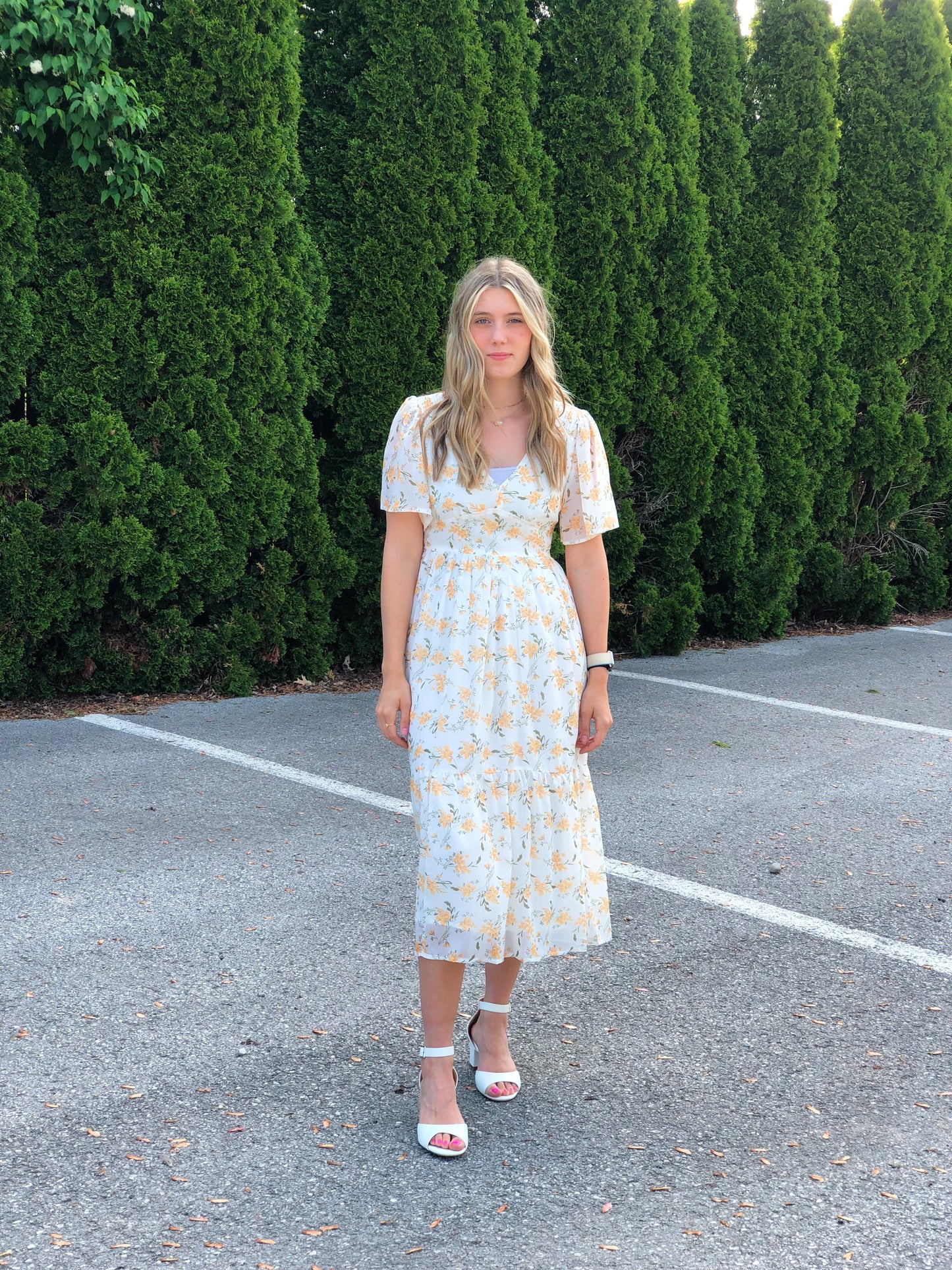 Sunday Morning, Dress