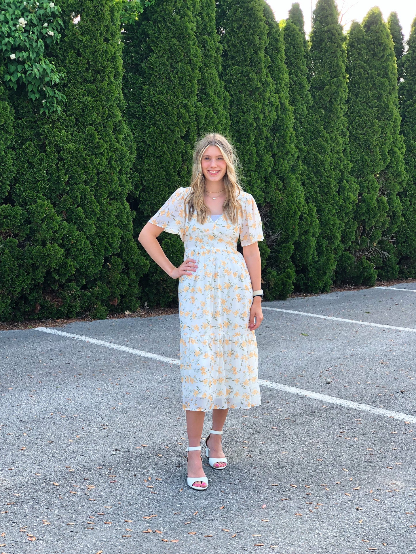 Sunday Morning, Dress