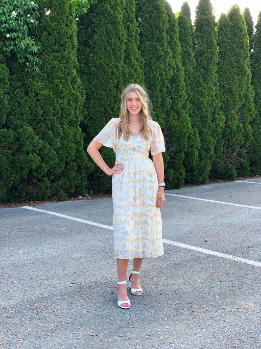 Sunday Morning, Dress