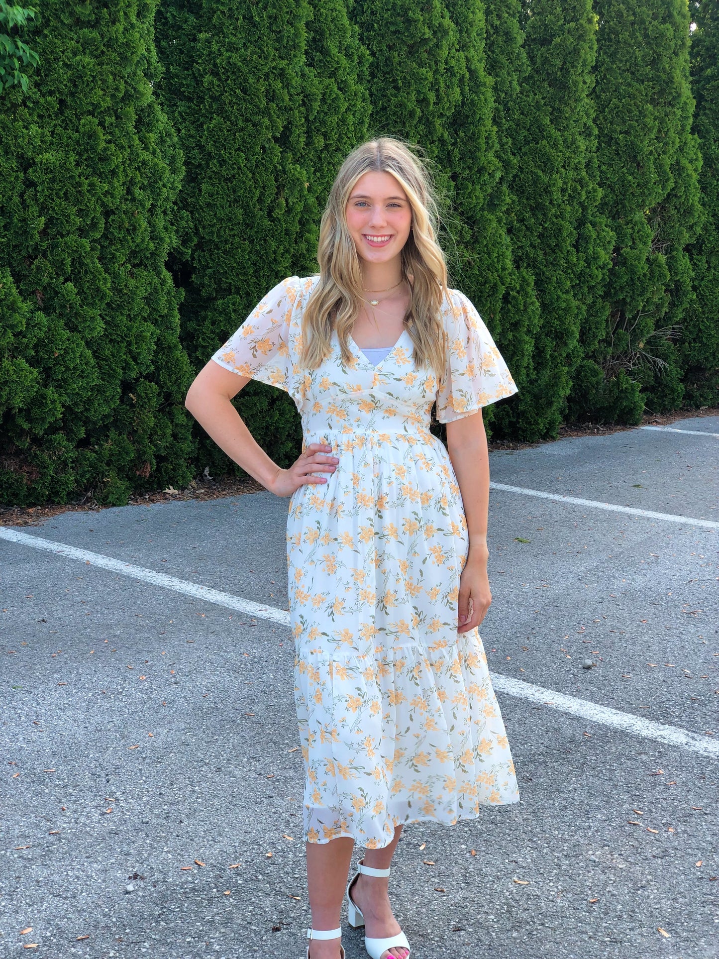 Sunday Morning, Dress