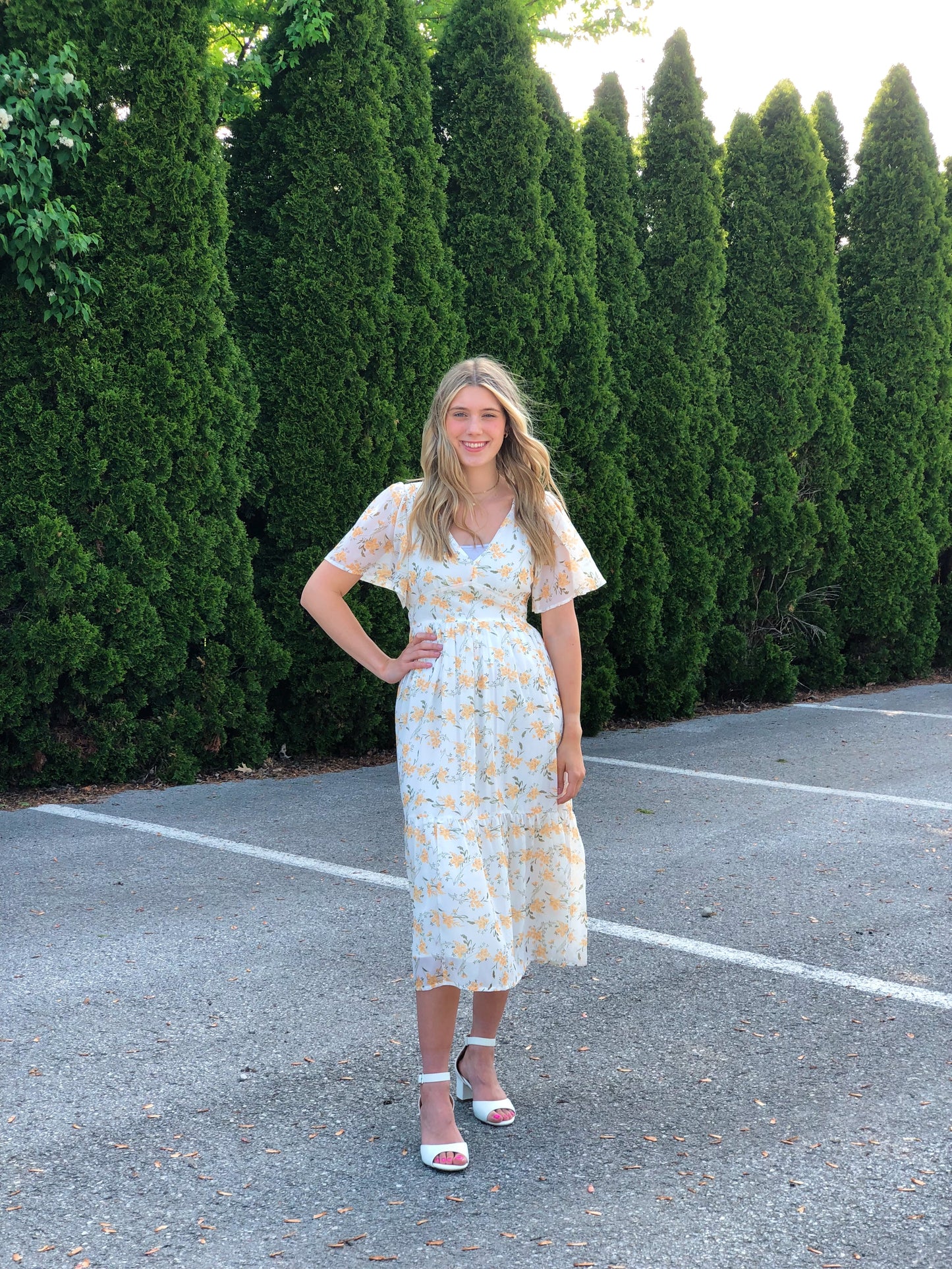 Sunday Morning, Dress