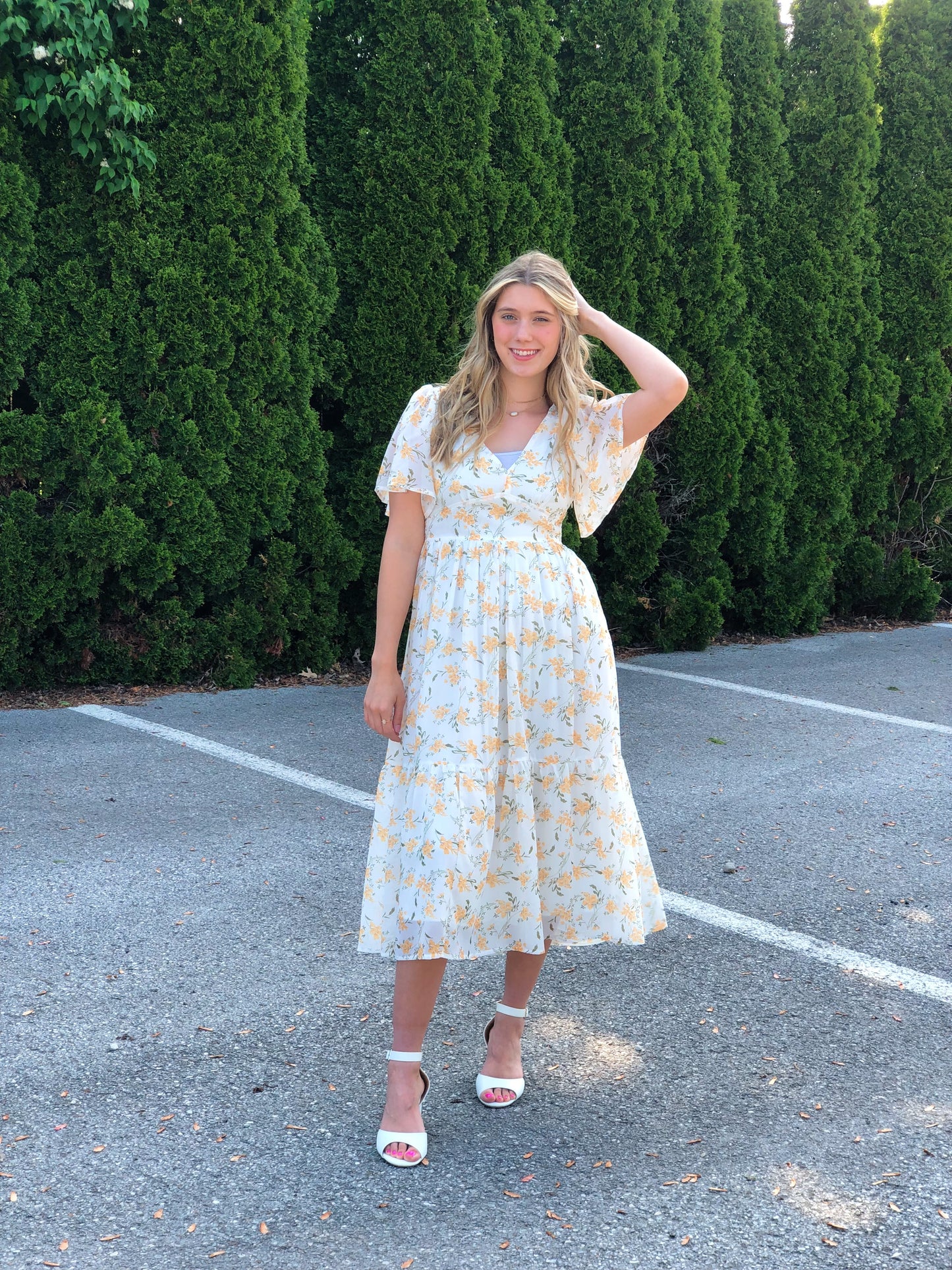 Sunday Morning, Dress