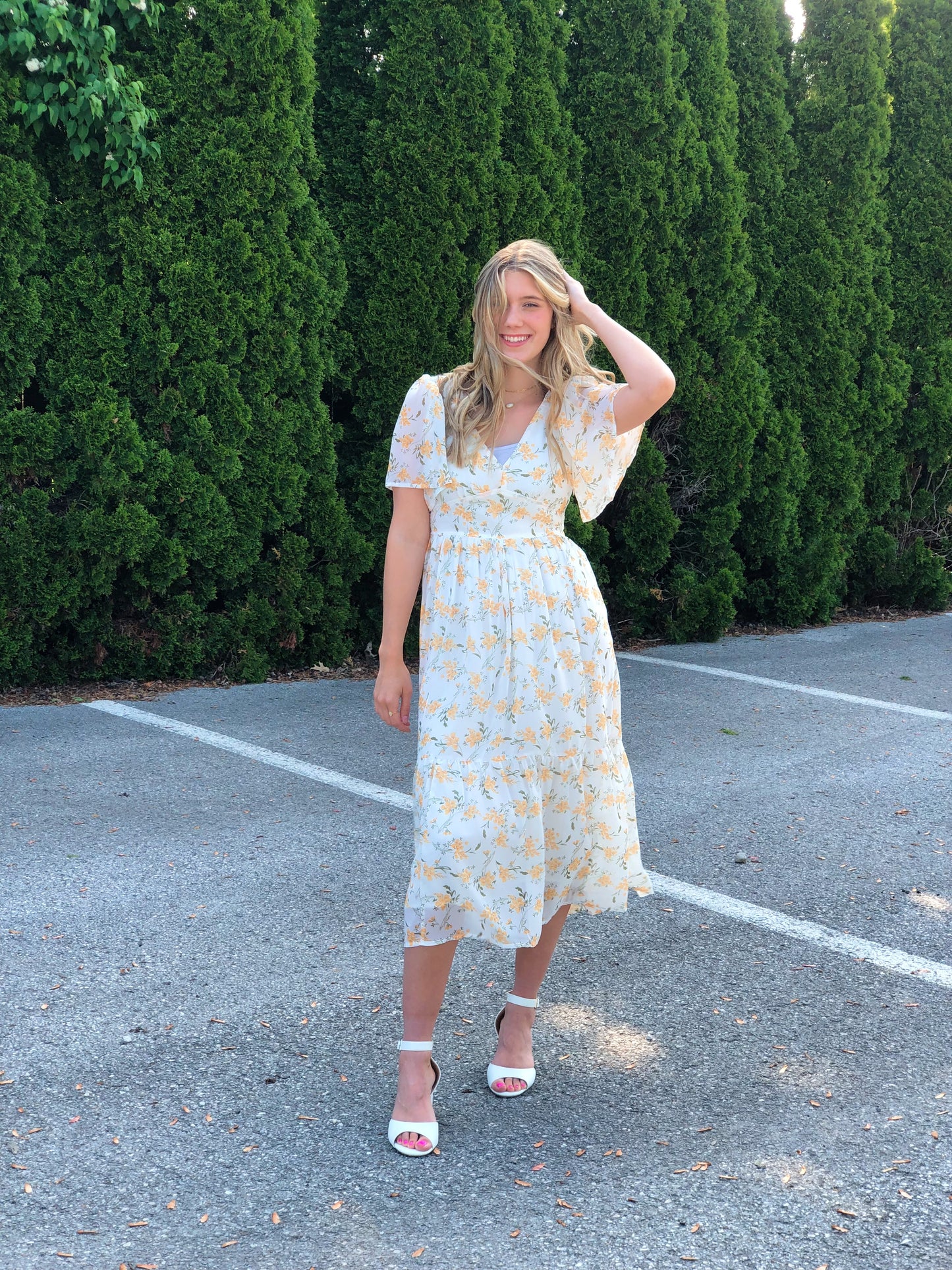Sunday Morning, Dress