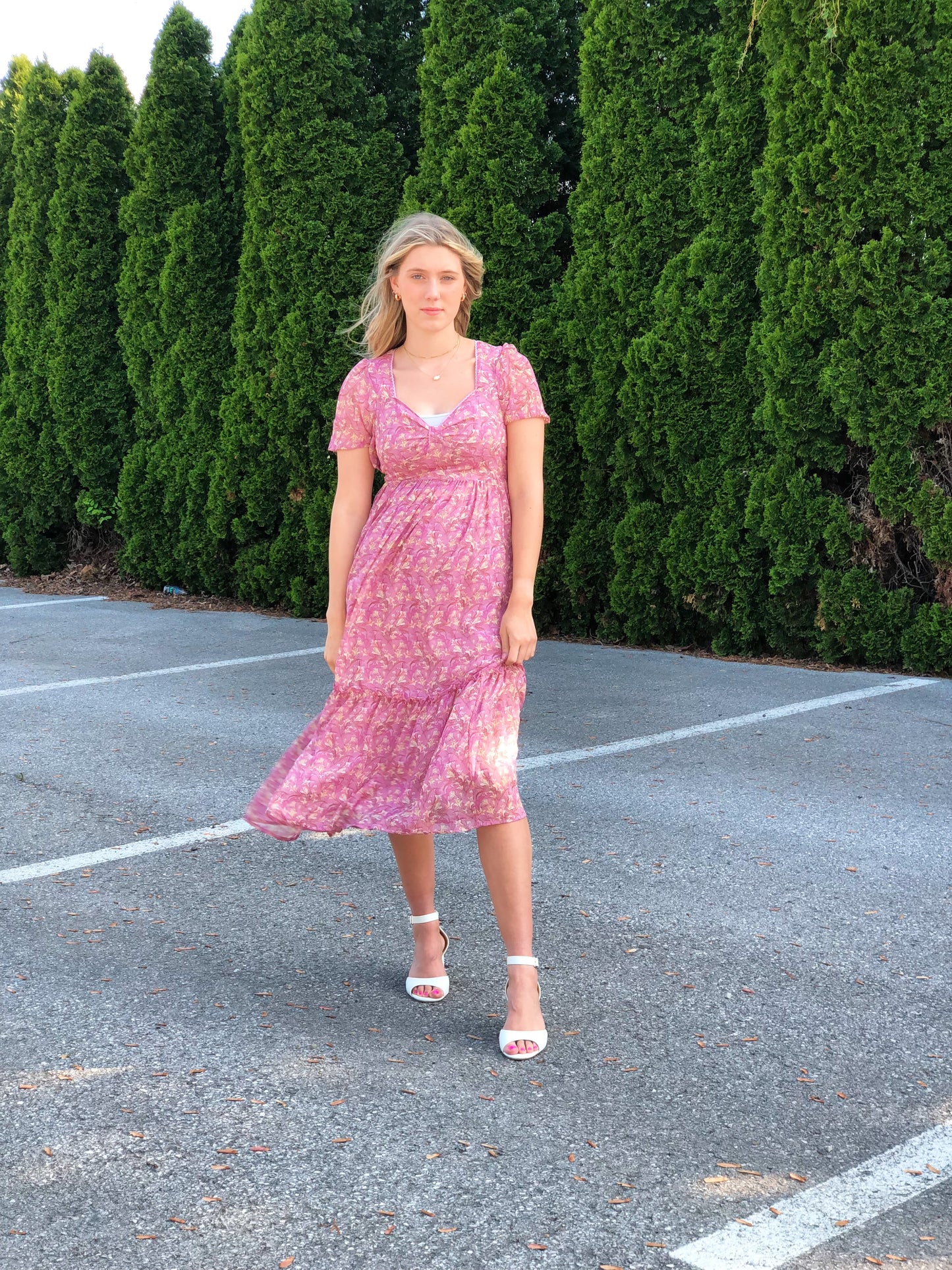 Date Me Right, Dress