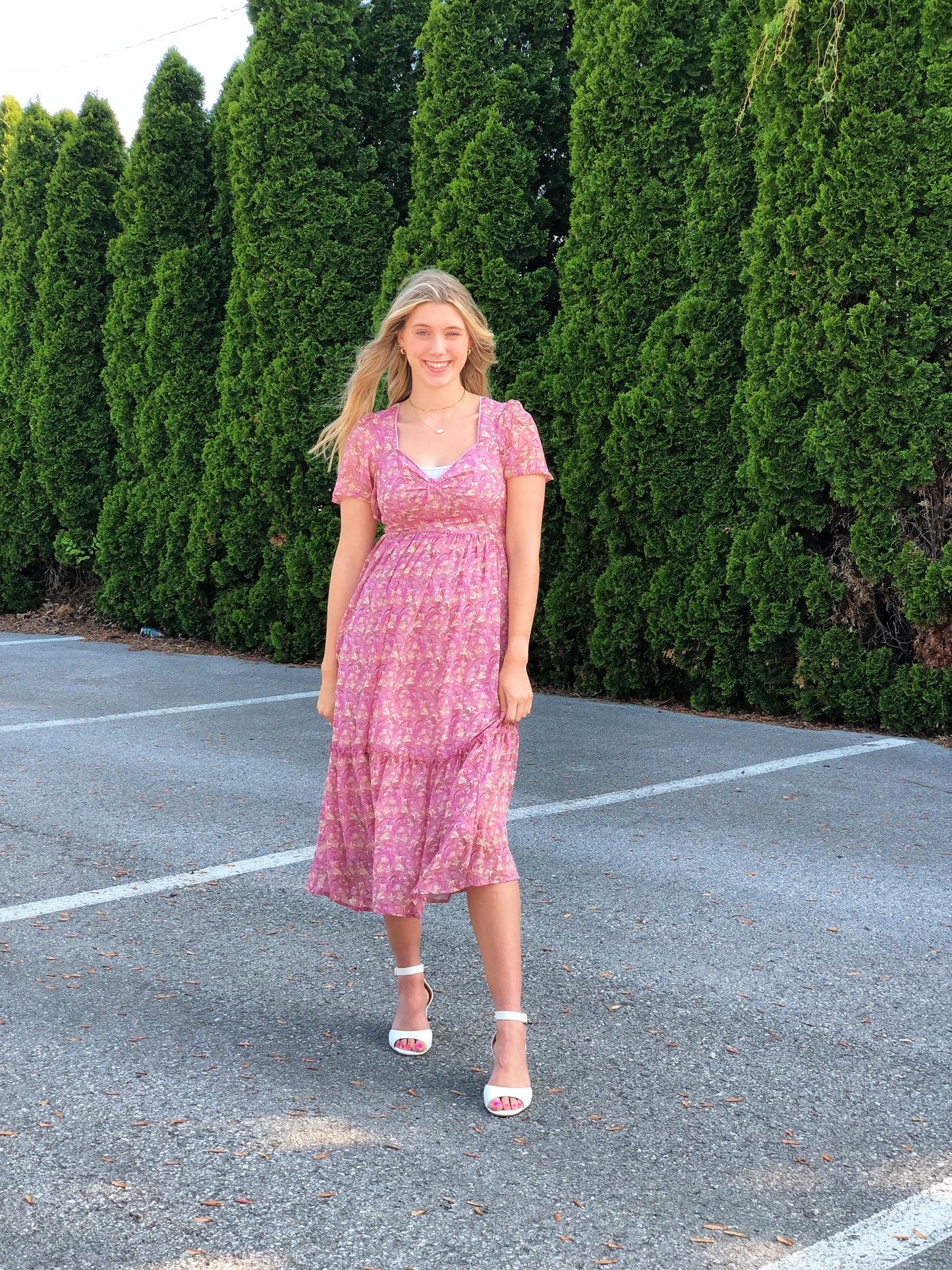 Date Me Right, Dress