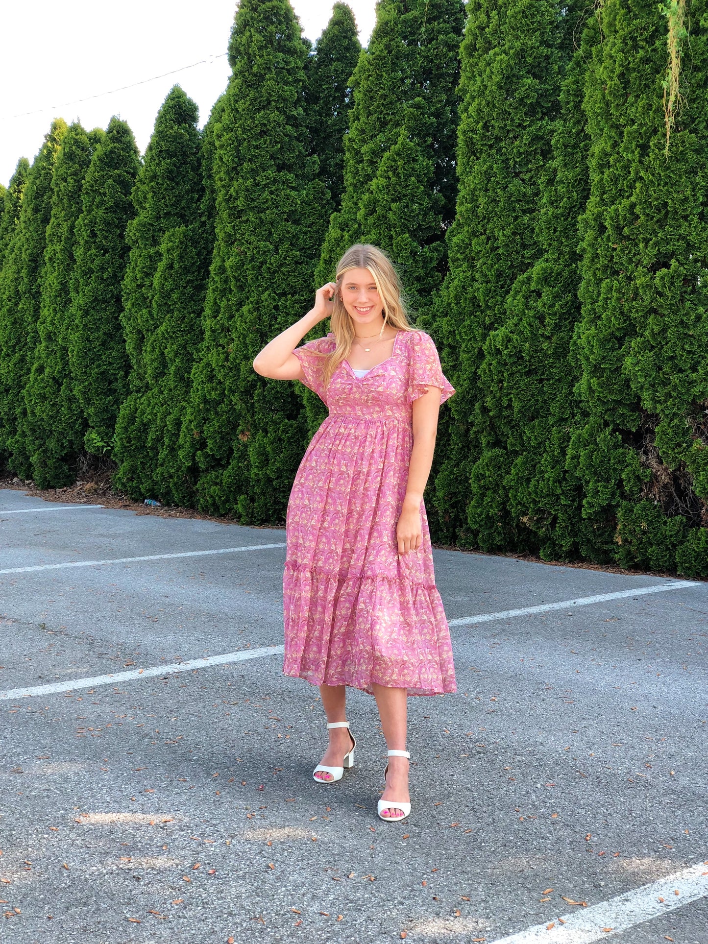 Date Me Right, Dress