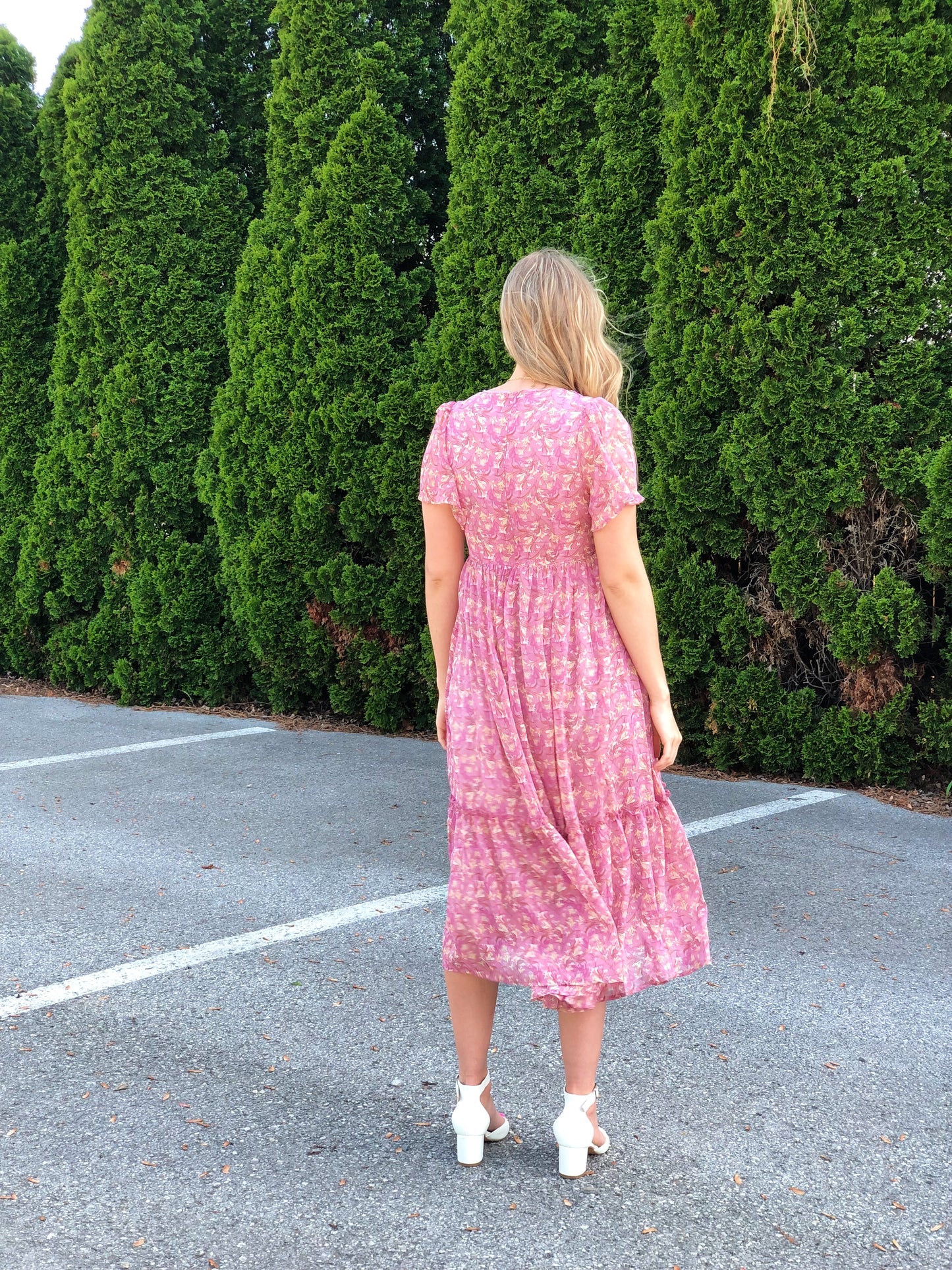 Date Me Right, Dress