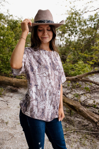 Backwoods Basic, Leafy Tee - Silver Line Boutique