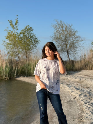 Backwoods Basic, Leafy Tee - Silver Line Boutique