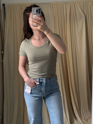The Evergreen, Tee - Silver Line Boutique